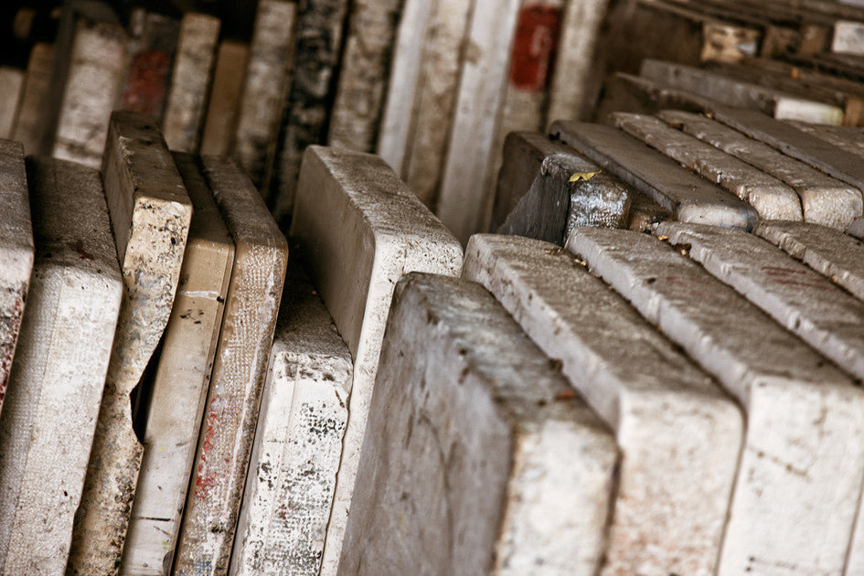 Ægte litografi af Erik A. Frandsen. Nuance brun.